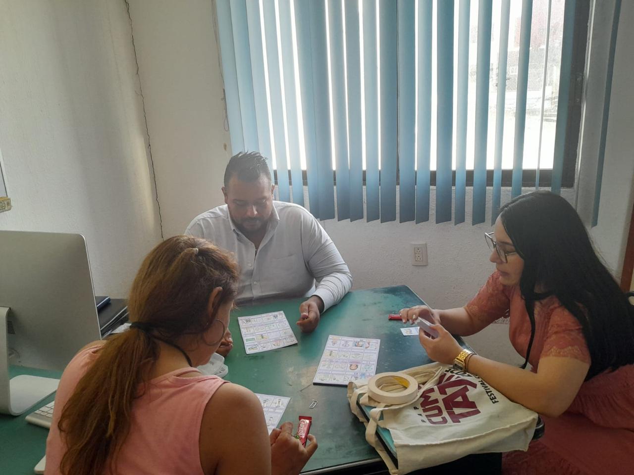 Capacitación perspectiva de género a través del juego lúdico lotería.