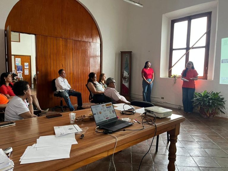 Capacitación Hostigamiento y acoso sexual a jefes de la unidad administrativa acompañada del OIC