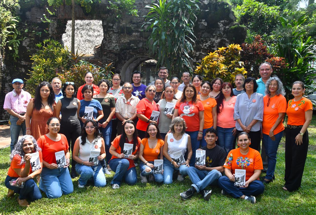 Día naranja septiembre acompañado de la cartilla de los derechos de la mujer